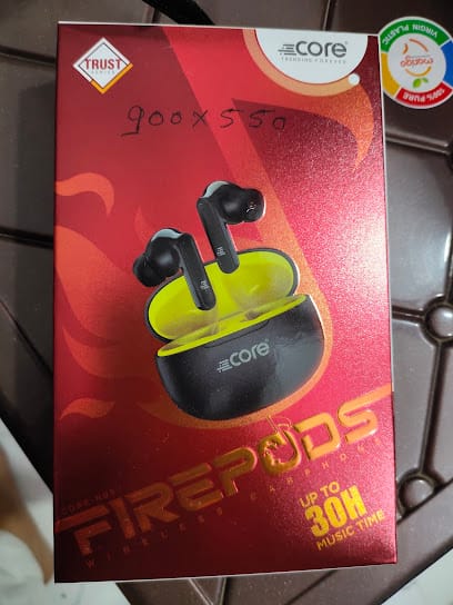 Mobile tech repair business photograph