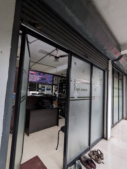 LAP LAUNCH: laptop desktop motherboards,smart phone,tv,smart watch chip level service and spares business photograph