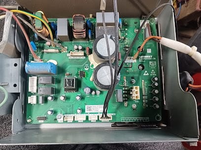 dev refrigeration & appliance repair business photograph