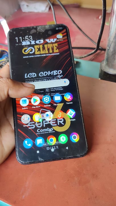 The Mobile repair business photograph