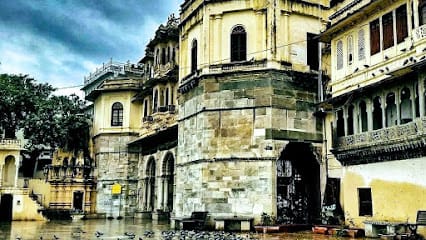 udaipur rent & ride business photograph