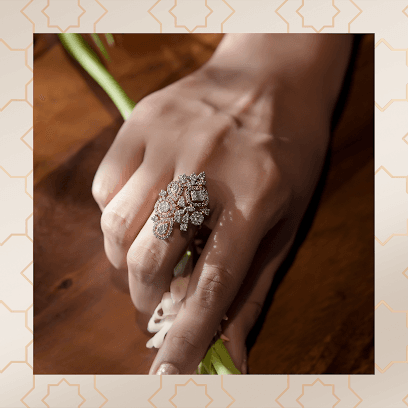 Amantran Jewels - Diamond jewellery in Surat | Designer Gold Jewellery | Fusion Jewellery in Surat business photograph