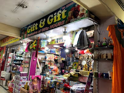 GIFT AND GIFT business photograph