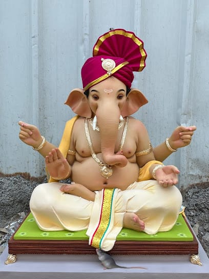 Mangalmurti arts and crafts business photograph