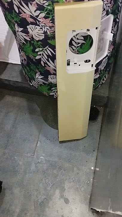 JO Electronics business photograph