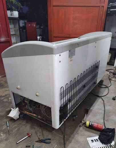 Future appliance service business photograph