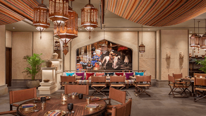 Loya business photograph