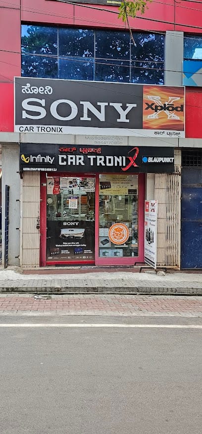 Car Tronix business photograph