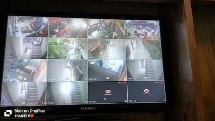 TECHNO HOUSE business photograph