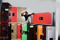 V-LAND SOUND &. VISUAL Entertainment business photograph