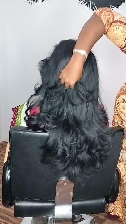 Meena's beauty parlour business photograph