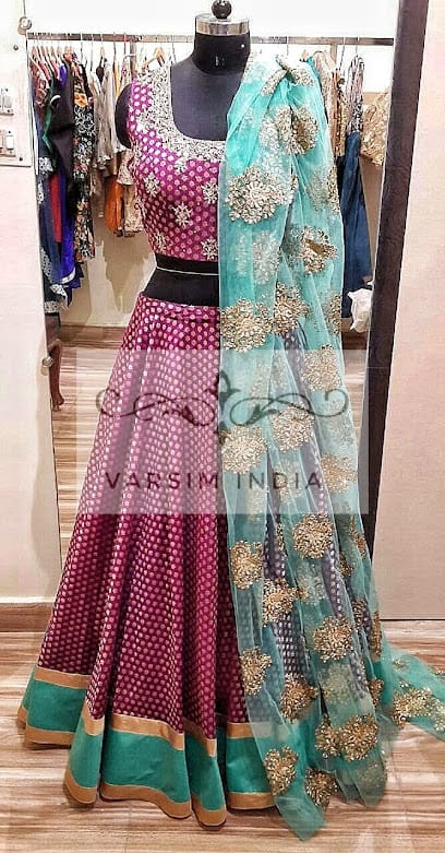 Varsim Overseas business photograph