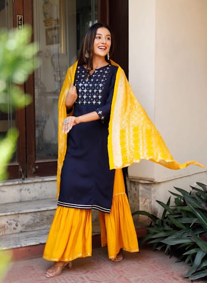 FASHION PASSION business photograph