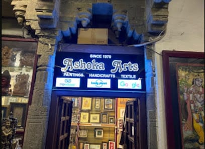 Ashoka Arts – Handicraft | Miniature Painting | Art classes in Udaipur | Best Pichwai paintings business photograph