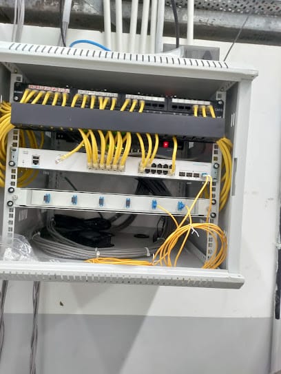 BALAJI INFOCARE SECURITY SYSTEM {CCTV CAMERA SERVICE} business photograph