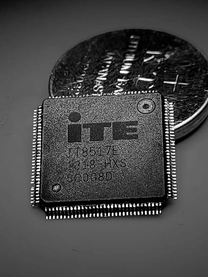 Laptop Service Center Kochi business photograph