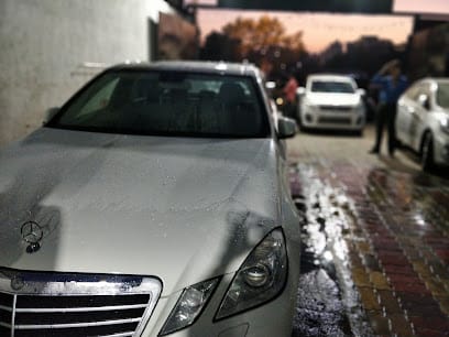 Carvicing Total Car Care business photograph