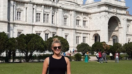 Tour de Kolkata business photograph