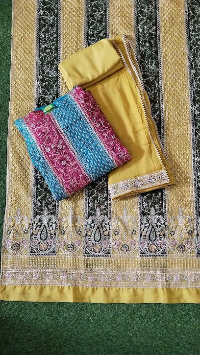 Nayra ladies special business photograph