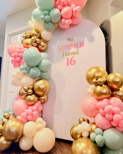 High-flying pārty balloon'& event.alwar business photograph