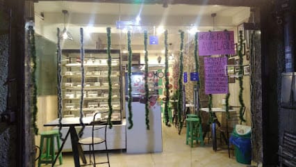 Bake O Hollikk business photograph