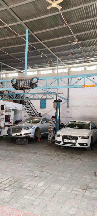 SHREE RAMDEV MOTORS || Best Car Repairing Centre In Vadodara || Best Car Washing || Best Car Service In Vadodara business photograph