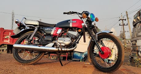 HIGHWAY MOTERS business photograph