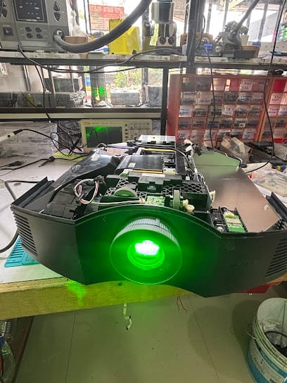 PAPPATECH - Laptop projector monitor tv repair Chalakudy business photograph