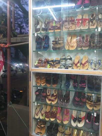 Vinod Footwear Sangli business photograph