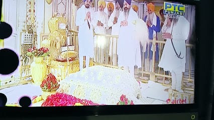 GP Communications mobile Shop business photograph