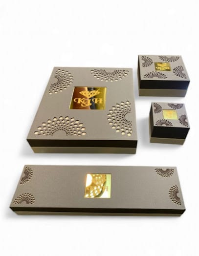 Krishna Cutting Press business photograph