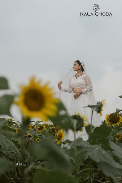 GJ 5 Wedding House business photograph