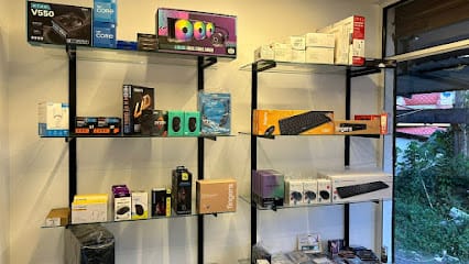 Unique System-Computer Shop Tripunithura, Laptop Service Centre Tripunithura, Computer Service Tripunithura, CCTV Camera Shop business photograph