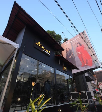 AIN ABAYA BOUTIQUE business photograph