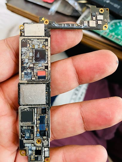 Apple Mobile Repair business photograph