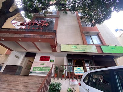 Ayushman Ayurveda – Ayurveda Hospital for Back Pain, Joint Pain & Arthritis in Guttahalli, Sadashiva Nagar, Bangalore business photograph