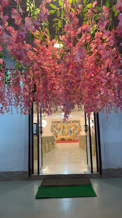 Mallika Aura business photograph