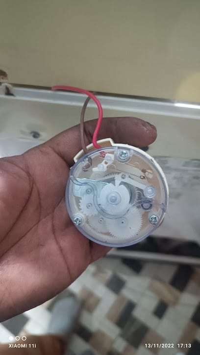 Ac.freez.Washig machine microwave geyser repyaring business photograph