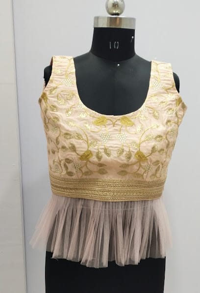 V Fashion Boutique business photograph