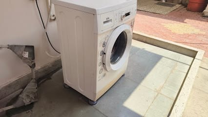 Laxmi Enterprise LG/Samsung/Whirlpool service centre 24×7 business photograph