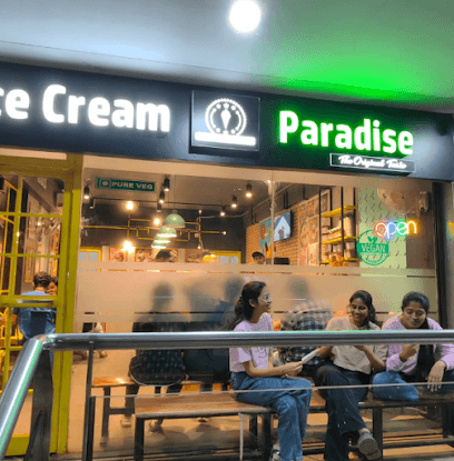 Ice Cream Paradise by Woop business photograph