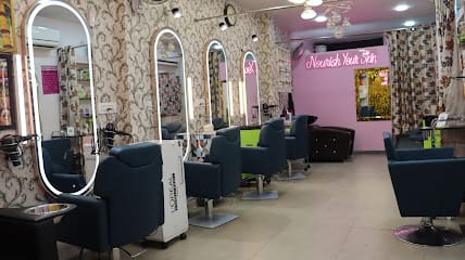 Beyond Beauty ladies salon business photograph