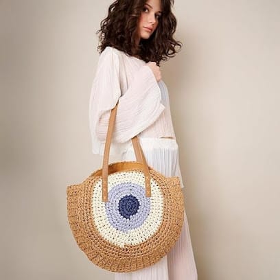 Avisha The fashion store business photograph