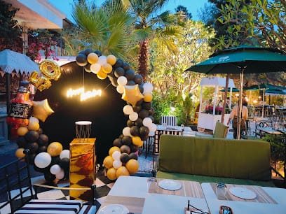 Creative Zone business photograph