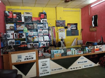 7th gear automotive car accessories business photograph