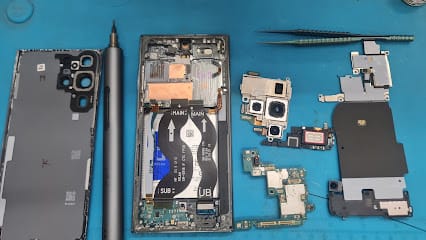 SMART TECH Mobile Repair Laptop repair services business photograph