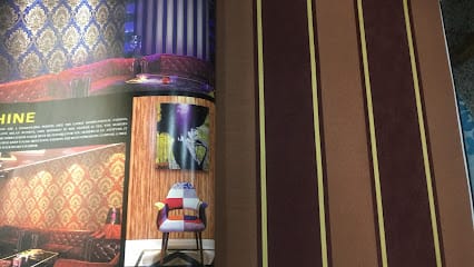 D Decor World business photograph