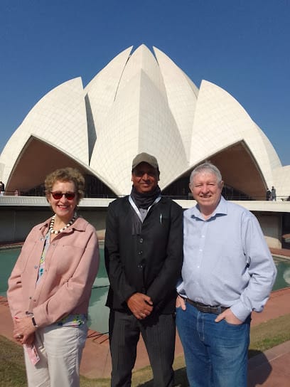 Delhi Tour Guide business photograph