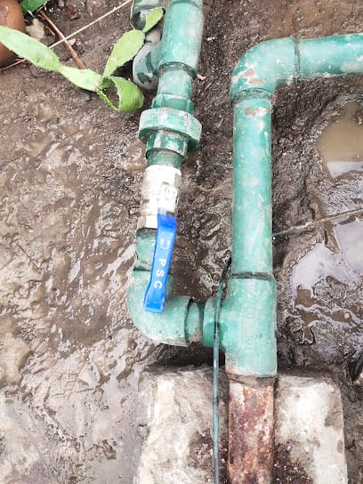 Pradeep plumber 🧑‍🔧🚿🛁🚽all sanitary work 🔨🪛water proofing cpage leakage & with maintence & water tanke clean.🪥 business photograph