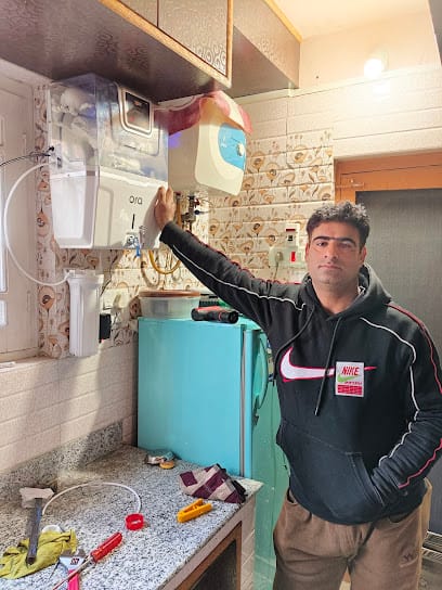 SUJAL SERVICE ENGINEER Bijbehara Anantnag business photograph